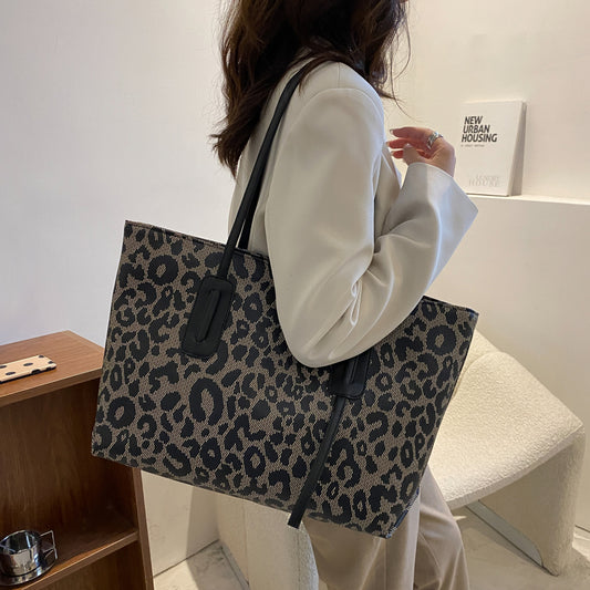 PU Leather Leopard Tote Bag - So•phis•ti•hood Boutique