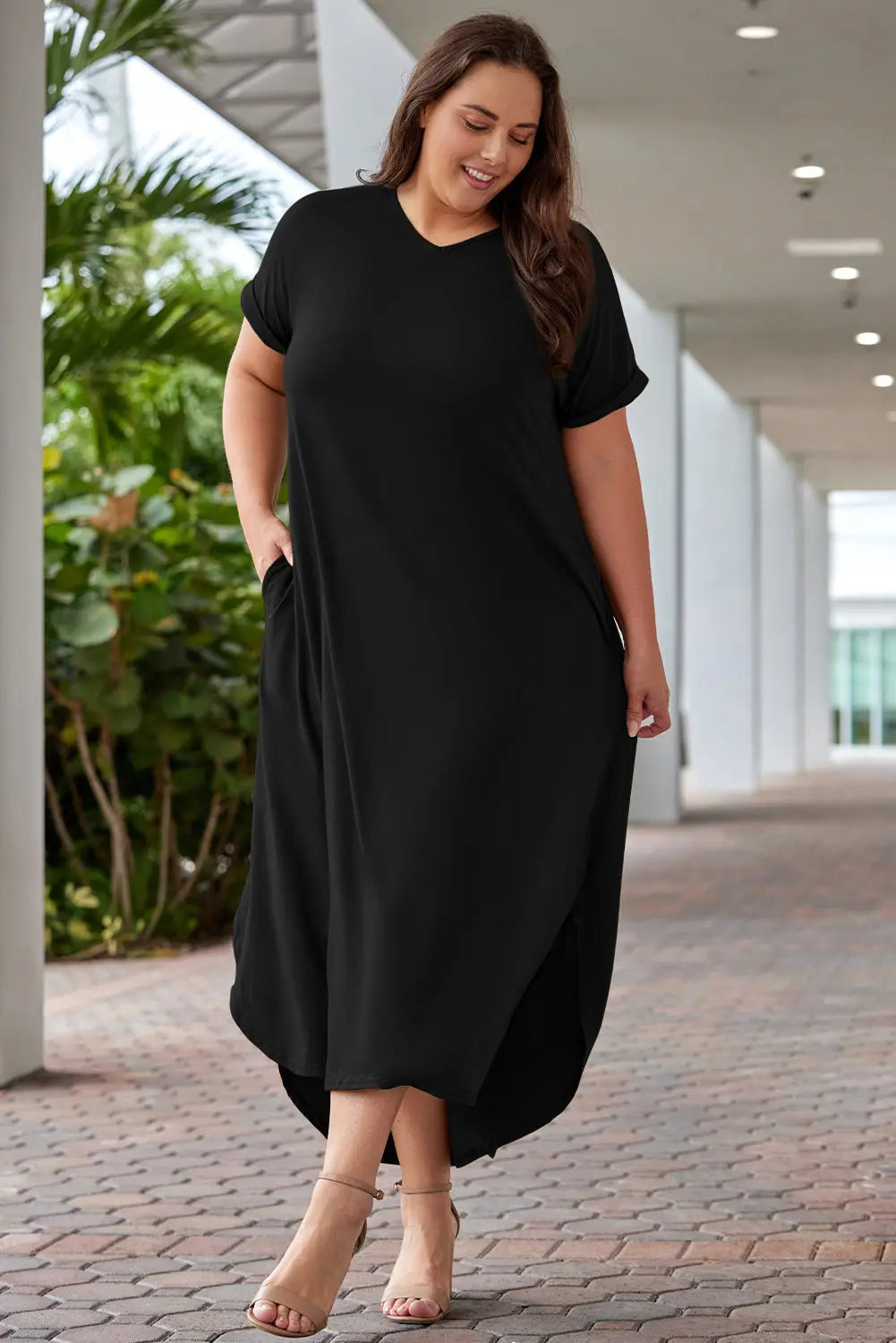 Plus Size V-Neck Short Sleeve Maxi Dress - So•phis•ti•hood Boutique