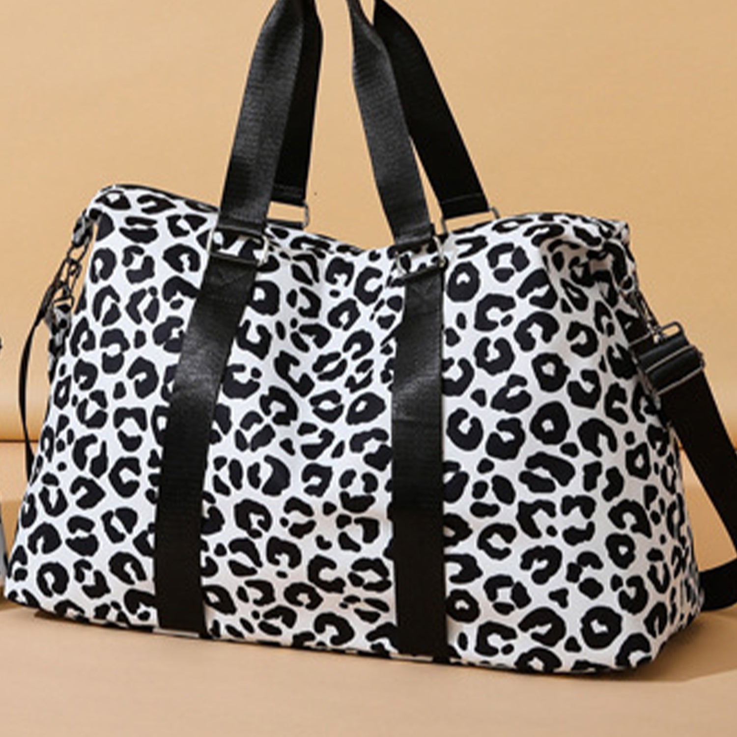 Animal Print Travel Bag - So•phis•ti•hood Boutique