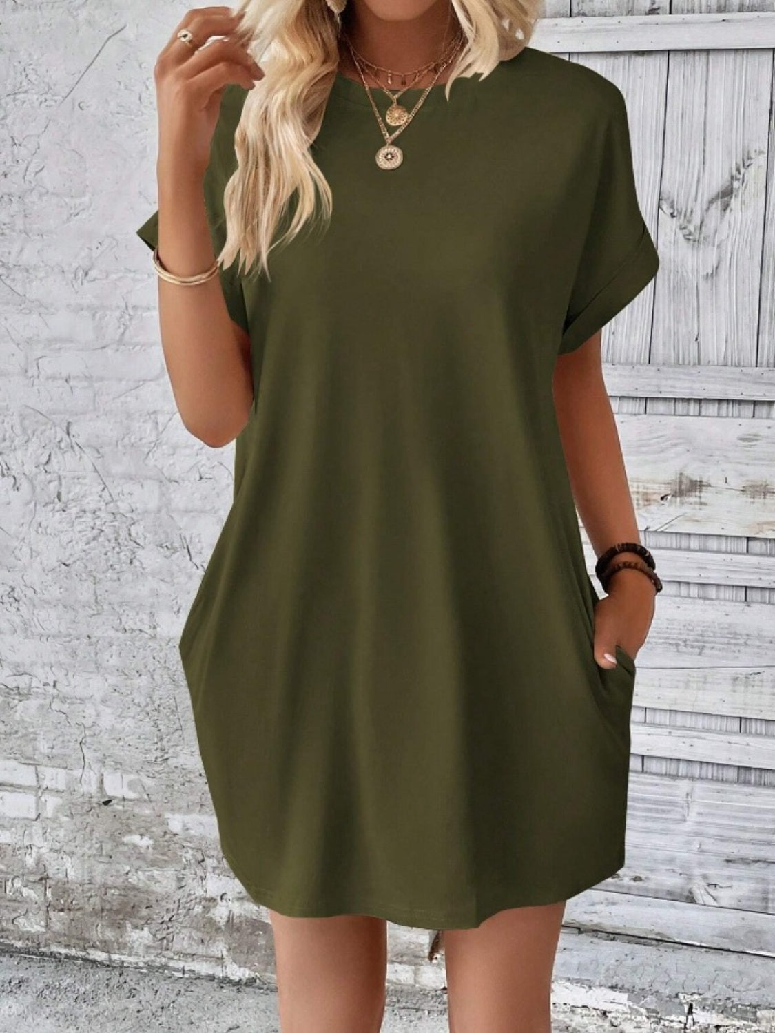 Pocketed Round Neck Short Sleeve Dress - So•phis•ti•hood Boutique