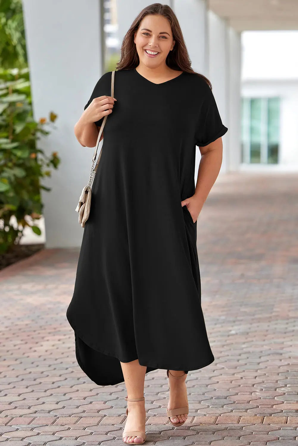 Plus Size V-Neck Short Sleeve Maxi Dress - So•phis•ti•hood Boutique