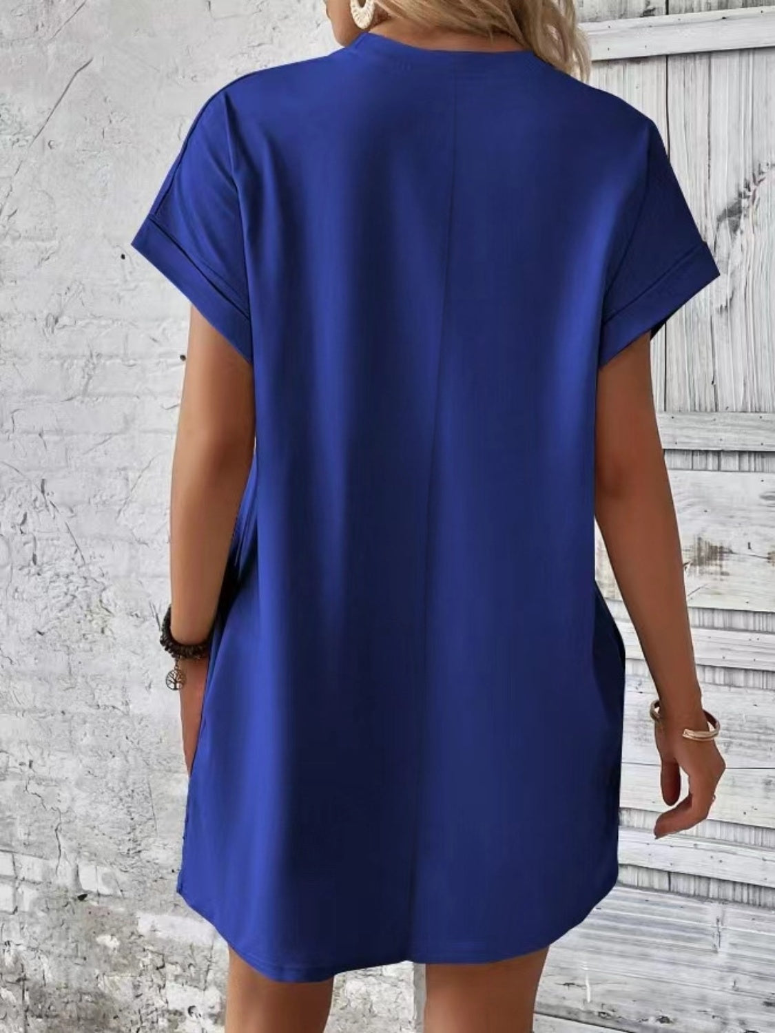 Pocketed Round Neck Short Sleeve Dress - So•phis•ti•hood Boutique