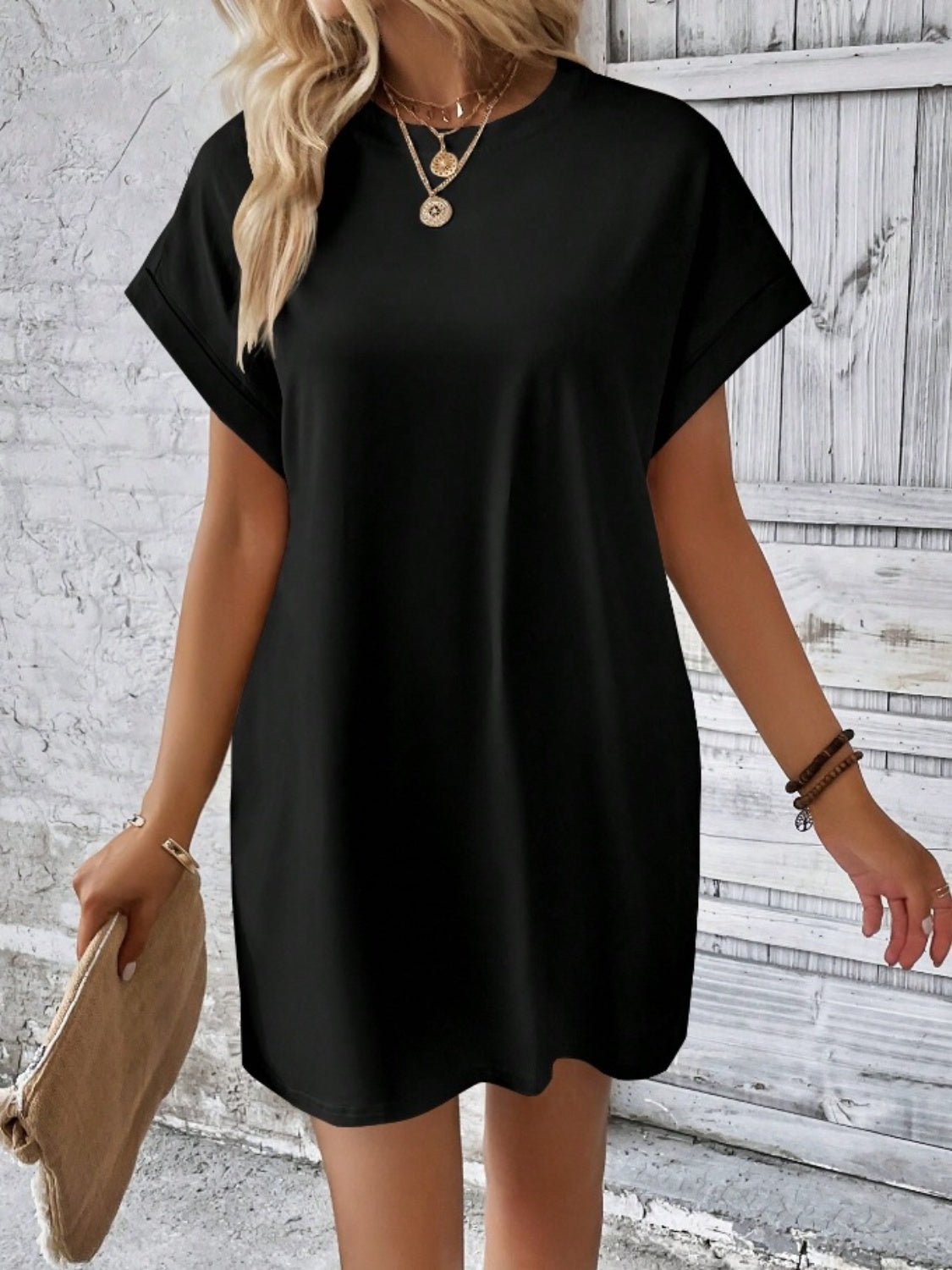 Pocketed Round Neck Short Sleeve Dress - So•phis•ti•hood Boutique